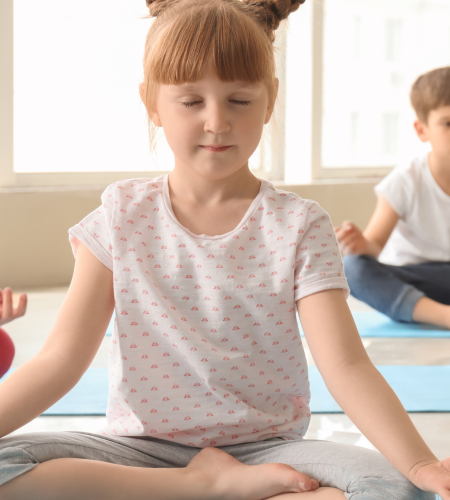 Kinder Yoga in Bad Cannstatt (6-10 Jahre)