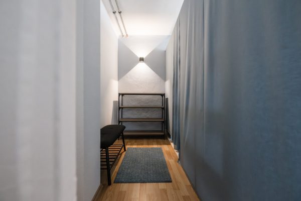 Eastend Yoga Umkleideraum Herren