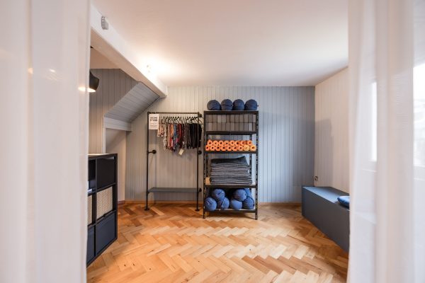 Eastend Yoga Zubehör und Second Hand Kleidershop